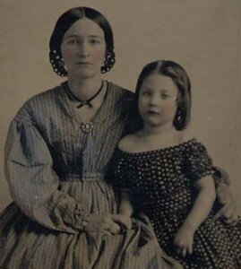 Woven Hair 50s mama with sweet girl tinted